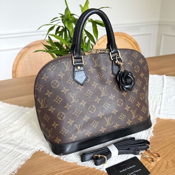 ✅AUTHENTIC✅LOUIS VUITTON ALMA PM - Picture 4 of 17